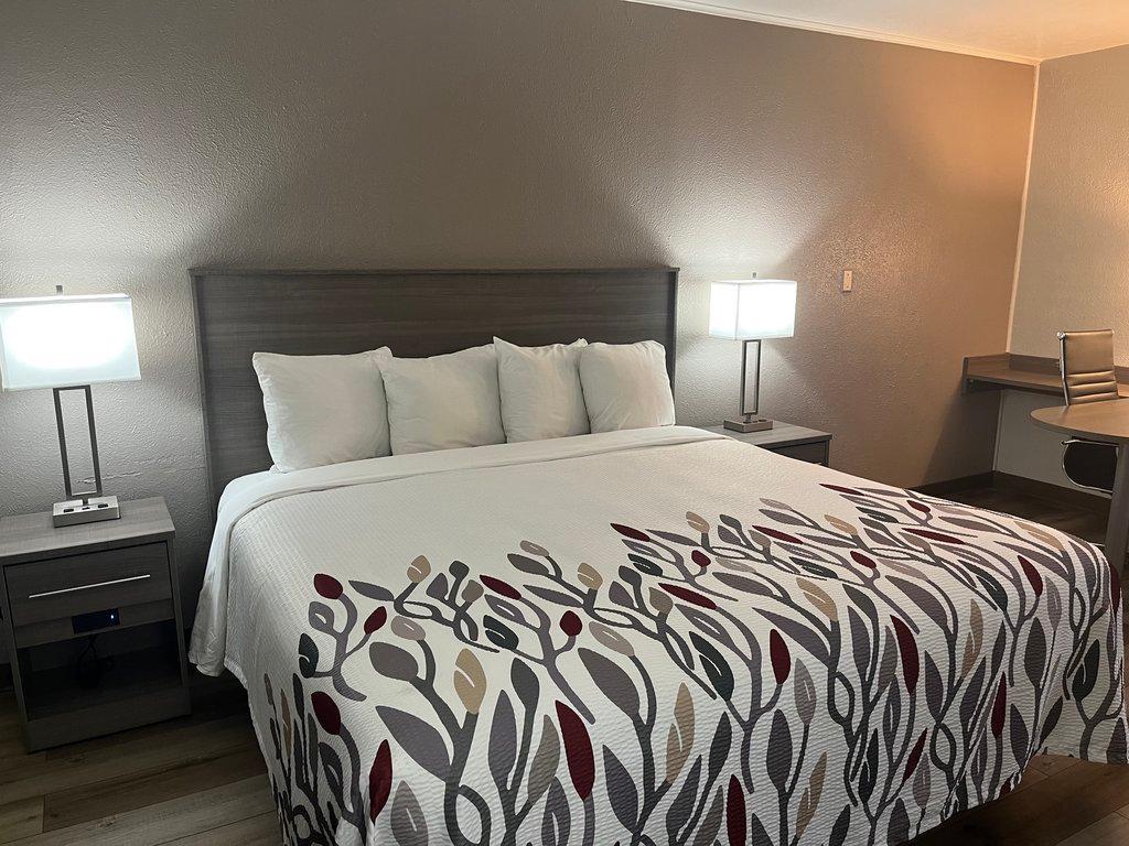 Red Roof Inn Madisonville المظهر الخارجي الصورة