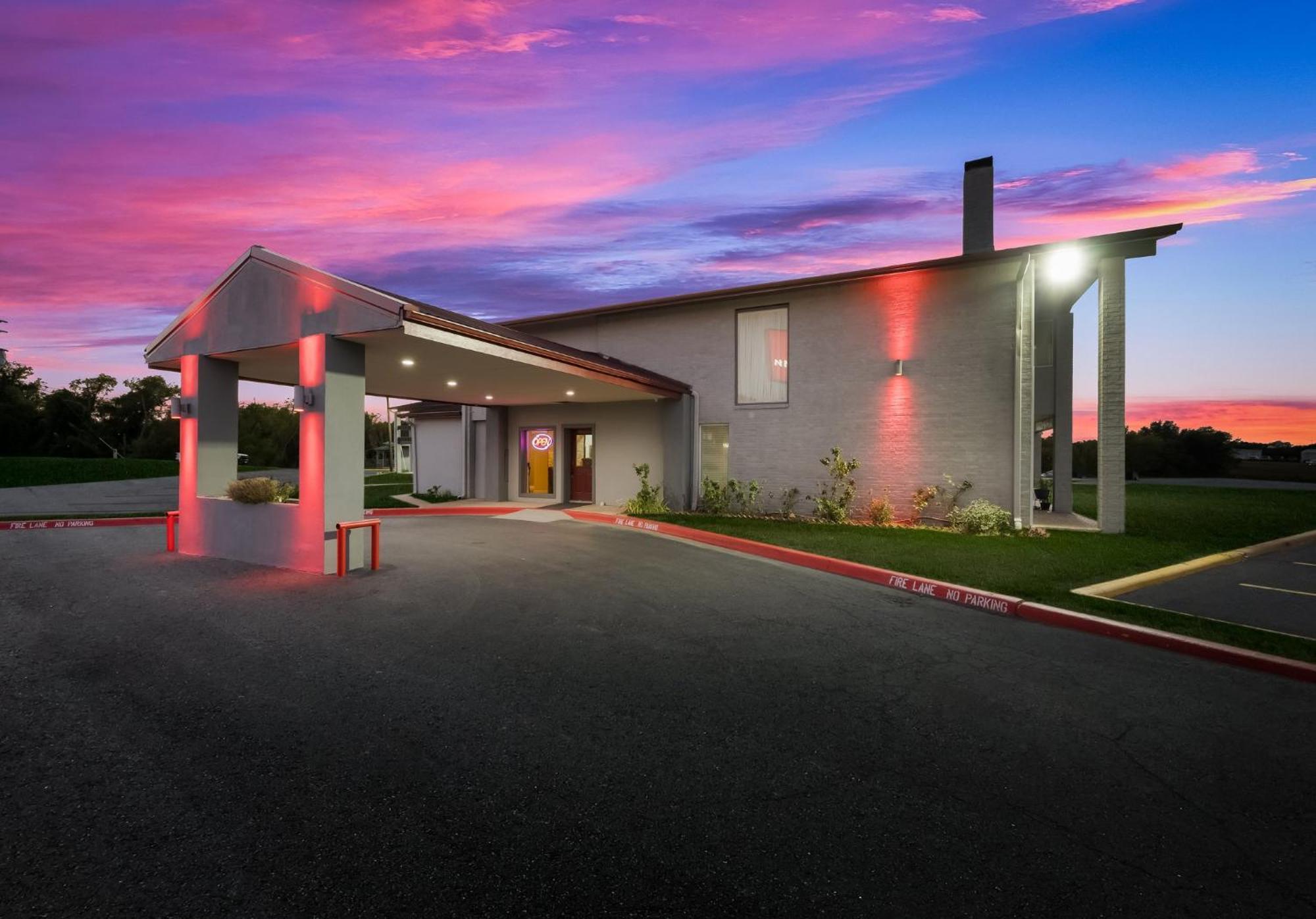 Red Roof Inn Madisonville المظهر الخارجي الصورة